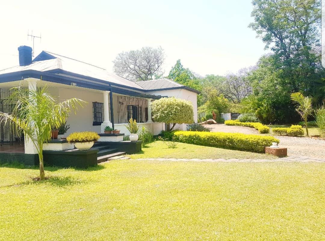 Choice Backpackers Lodge Bulawayo Dış mekan fotoğraf