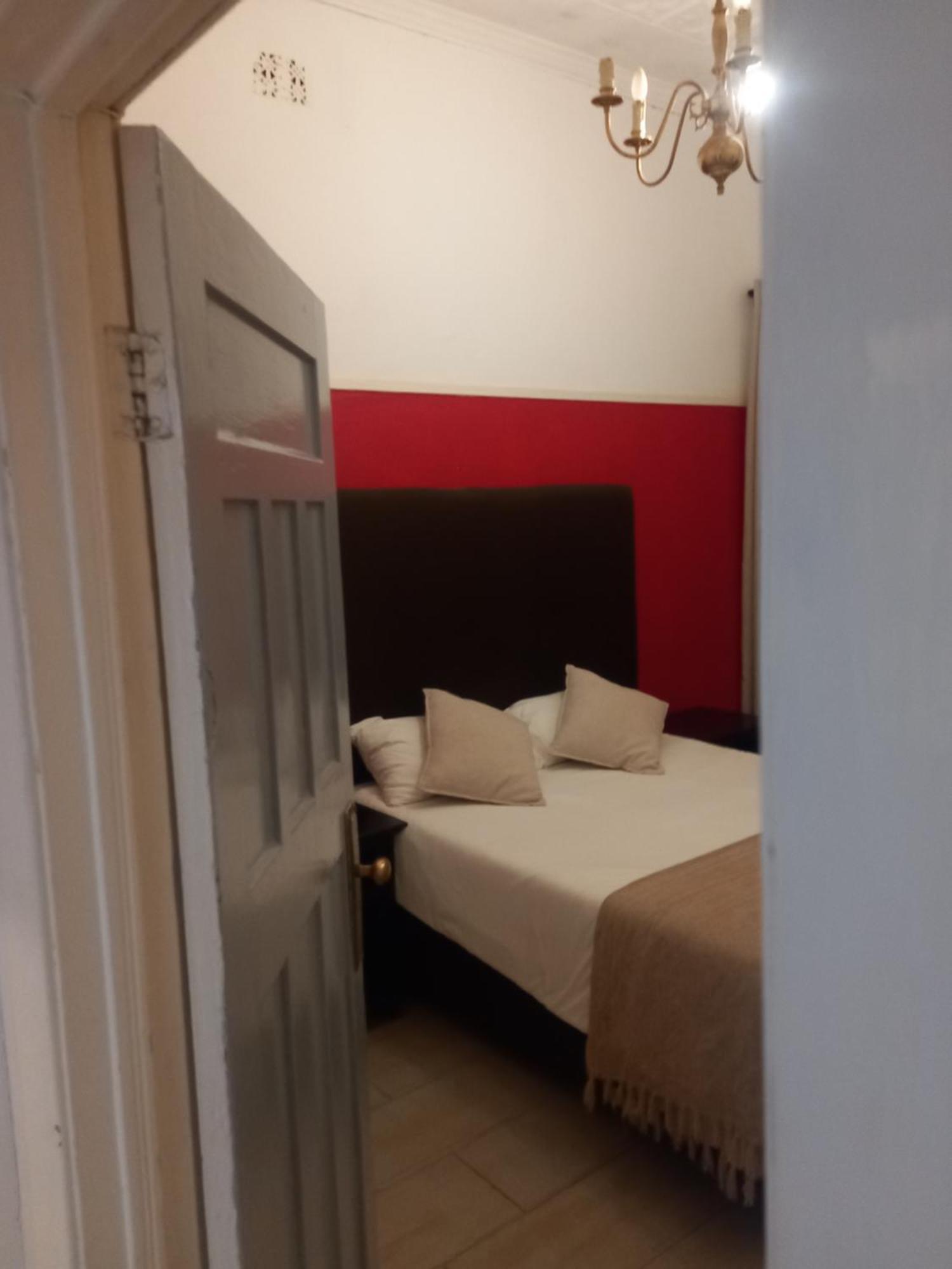 Choice Backpackers Lodge Bulawayo Dış mekan fotoğraf